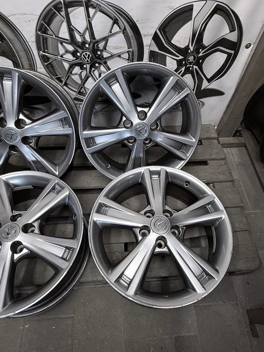 Диски литі 5/114.3/18 Оригінал Toyota Lexus