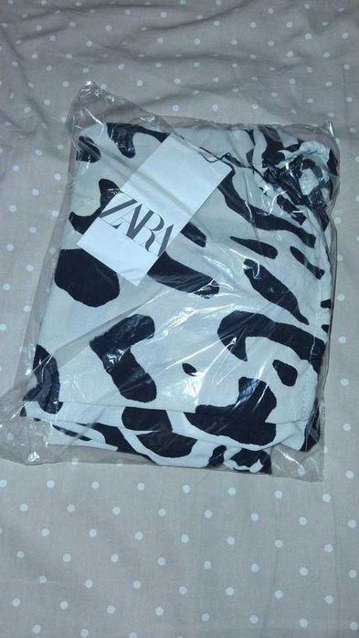 Calças Fluidas Padrão Animal  Animal Print Preto e Branco Zara (Tam. S  Novas c Etiqueta)