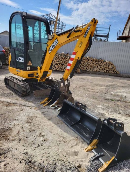 Послуги Міні Екскаватора, Екскаватор 900грн