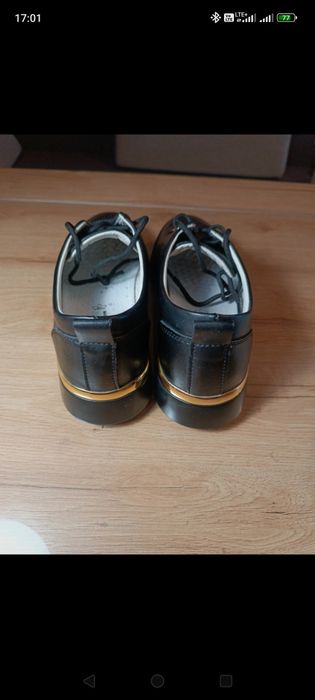 Buty skórzane wiązane damskie NOWE 39