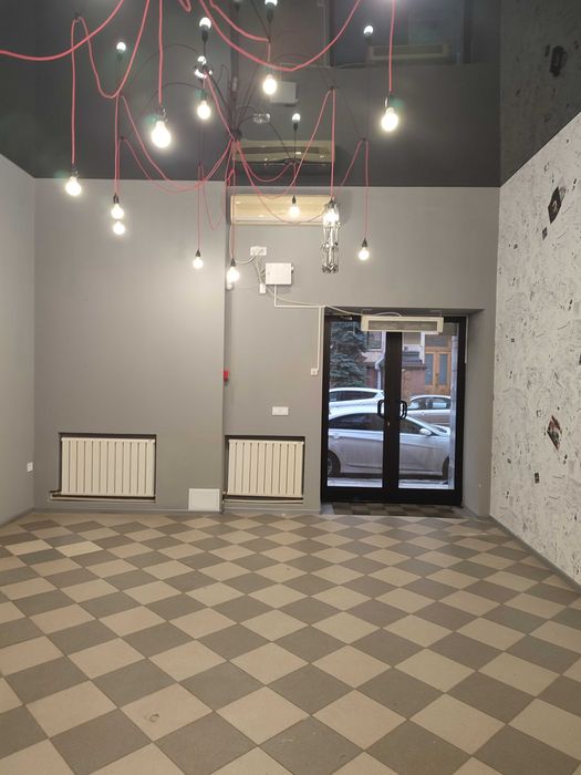 Оренда приміщення 35м2/м.Університет/вул.Свободи