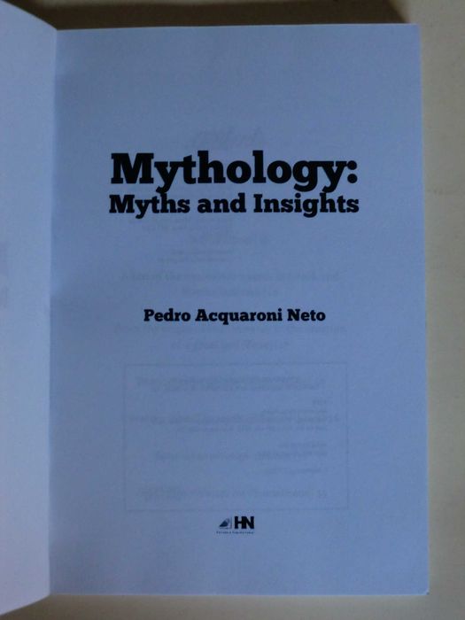 Mythology
Myths and Insights
de Pedro Acquaroni Neto
