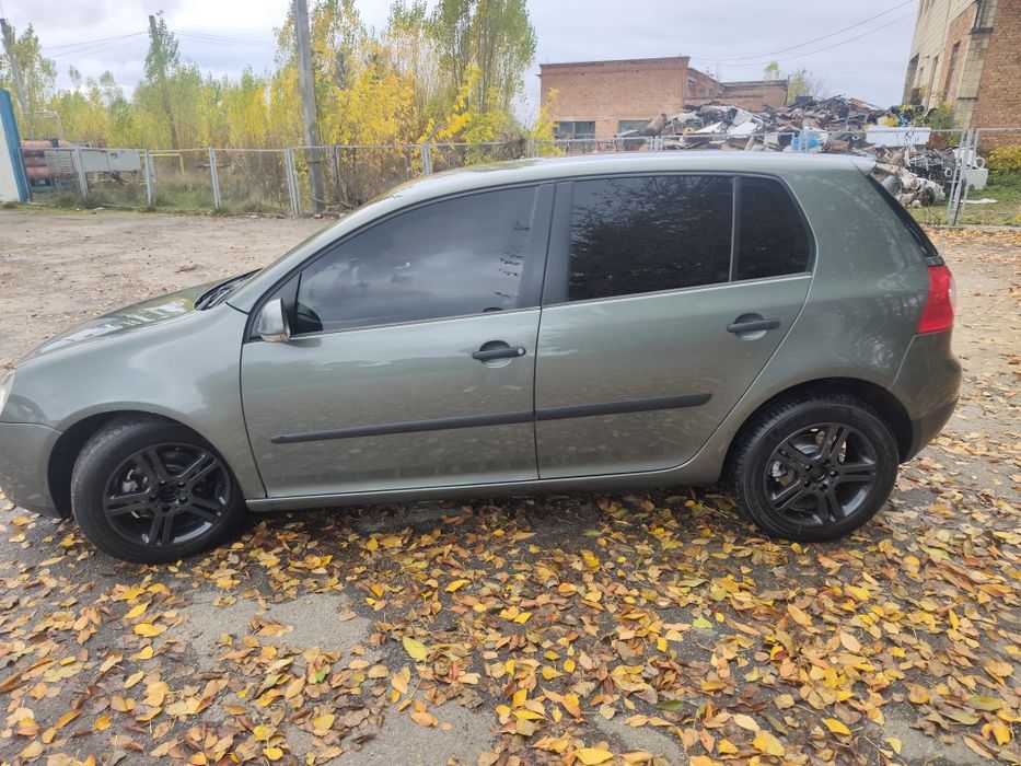 Продам Volkswagen golf 5