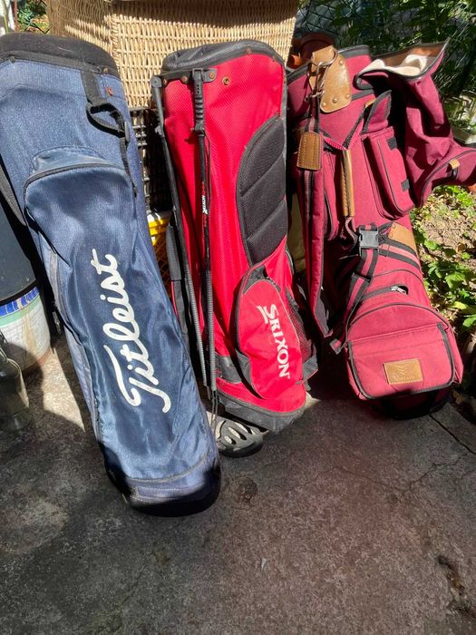 Lote 3 sacos de golfe Srixon, Titleist e Vantage