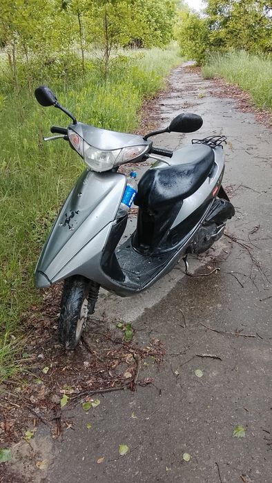 Продам скутор Сузукі