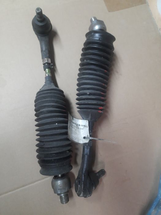 Kia Rio ll 2003р Рульові тяки та пильники з