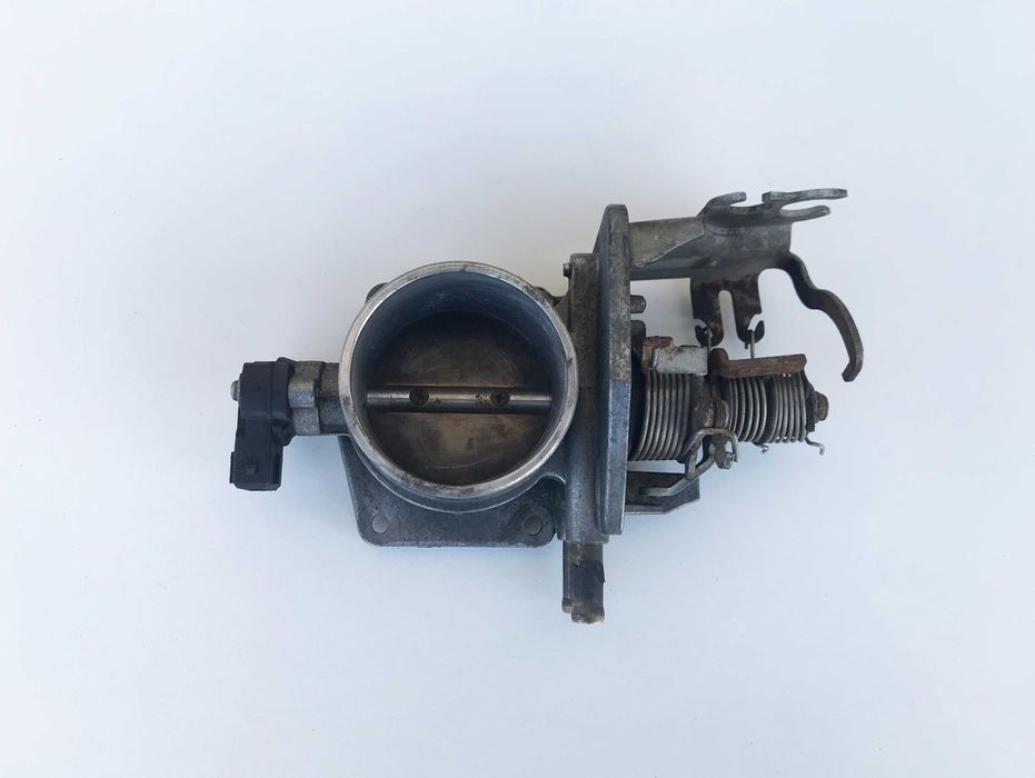 Дроссельная заслонка BMW E36. E39. E38. Z3 E36 - (M52) (S52) *Дефект ...