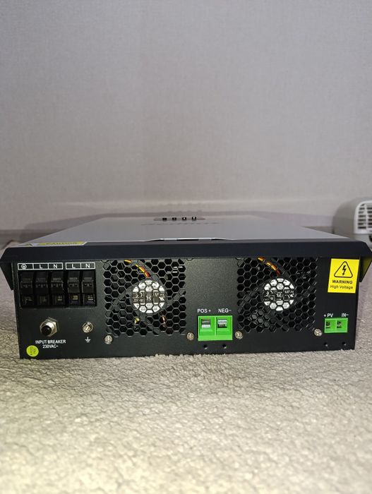 Redbo RB-5548-5-100A-O 5500Вт гібридний інвертор