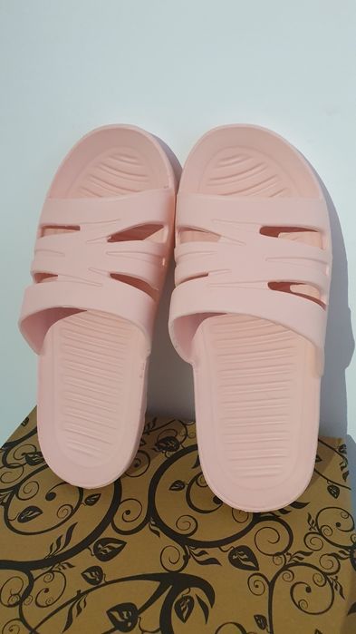 Klapki damskie piankowe modny kolor Rozmiar 41 / długość stopy 26.5 cm