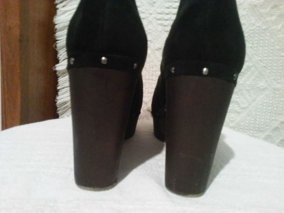 buty  botki na  wygodnym koturnie roz. 5/38