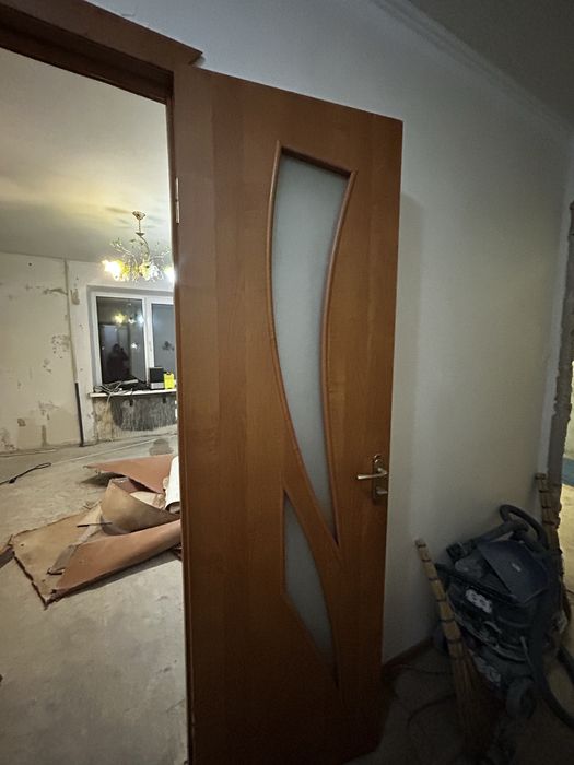 Двері міжкімнатні б/у