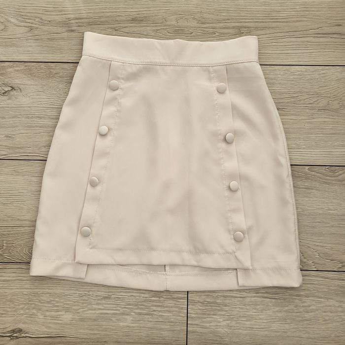 Spódnica  mini ekegancka biała/kremowa r s/m