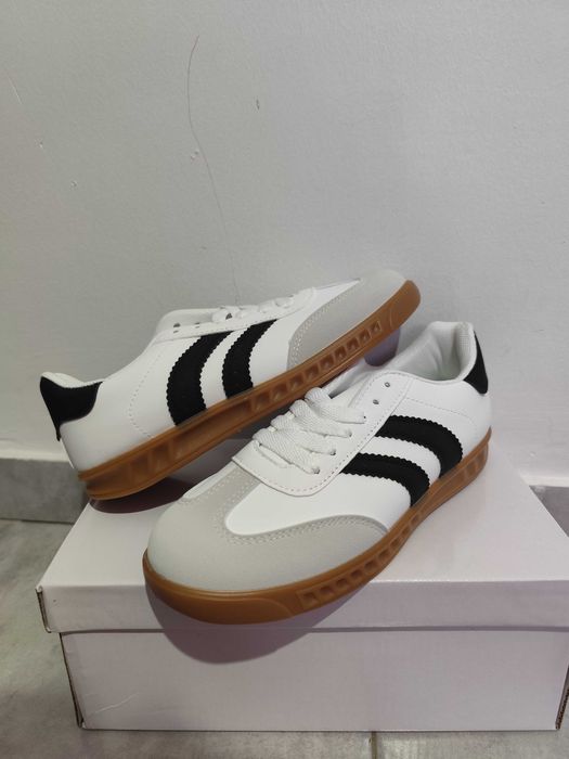 Sapatilhas de senhora vários tamanhos