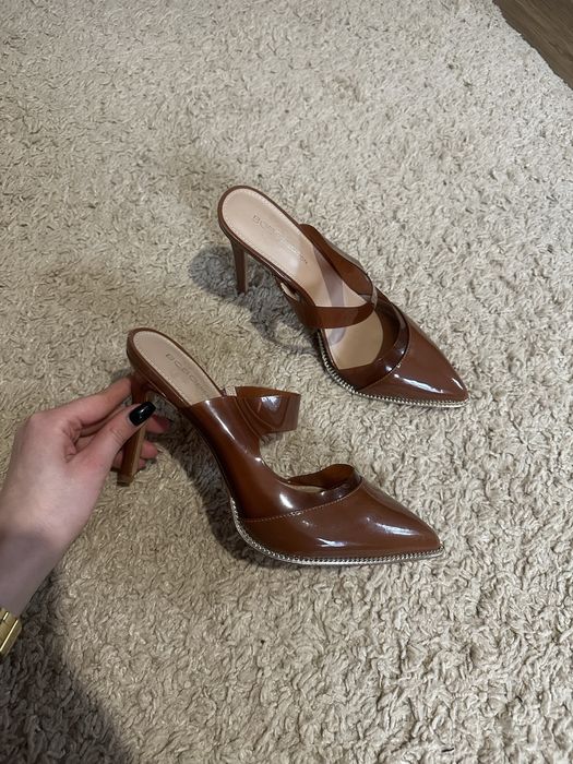 Buty na obcasie