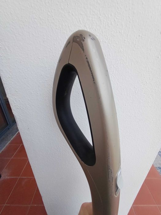 Aspirador vertical Bosch