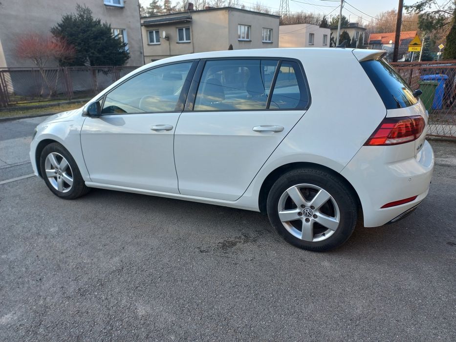 Volkswagen Golf 7 Lift 2017r. Benzyna 1,0  Super stan