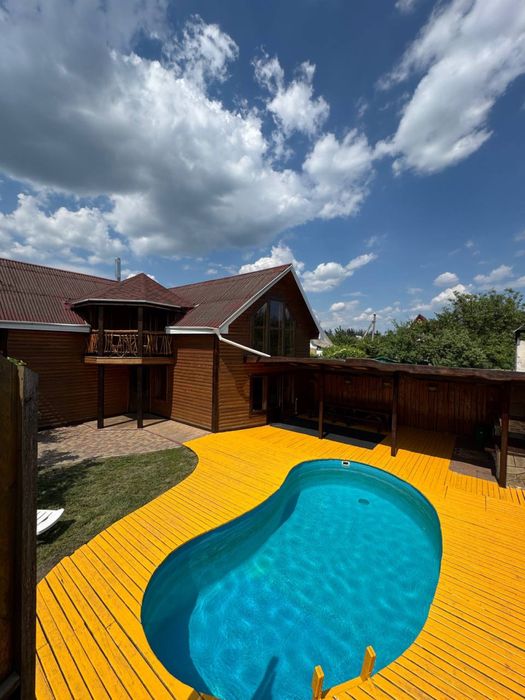 Продам дачу с действующим бизнесом