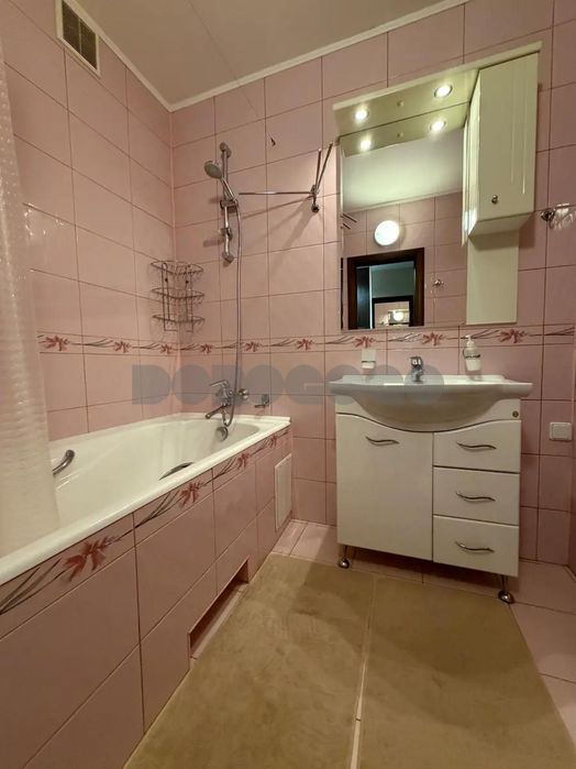 Продаж 2к, Ернста 2, 66м2, ремонт, Кадетський Гай
