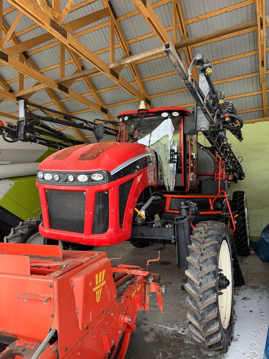 Продам самохідний оприскувач APACHE AS 1020 2012 р 6000 м год