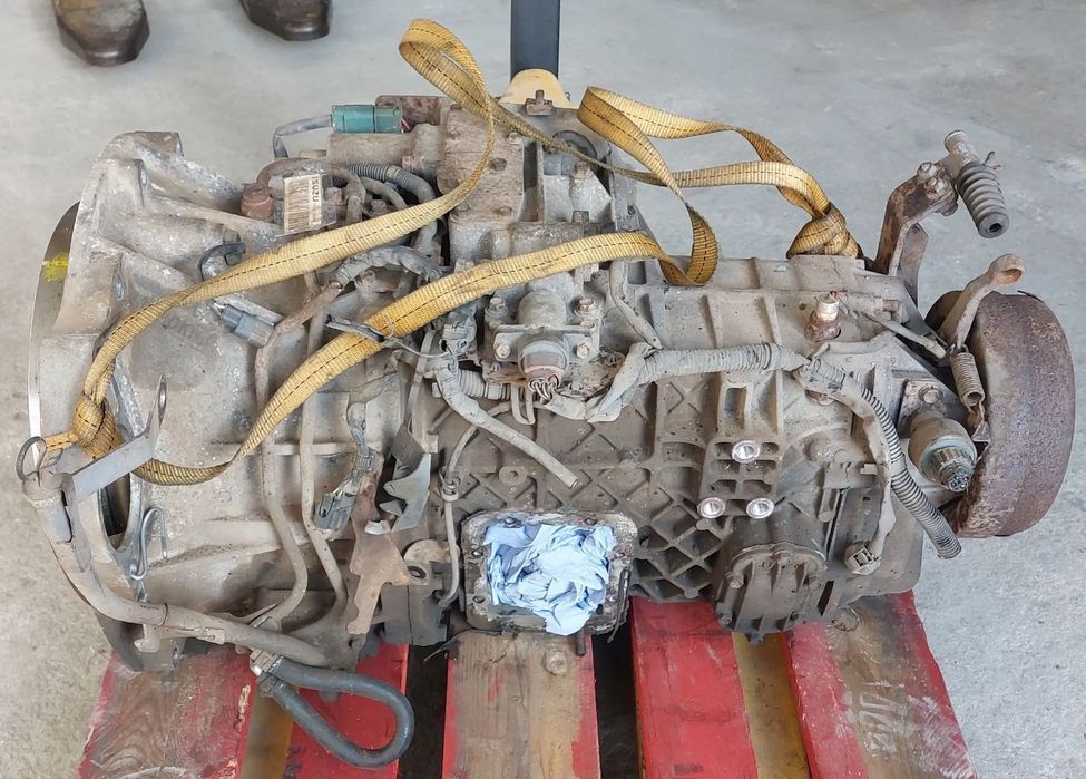 Moz86 Caixa de velocidades isuzu npr 5.2