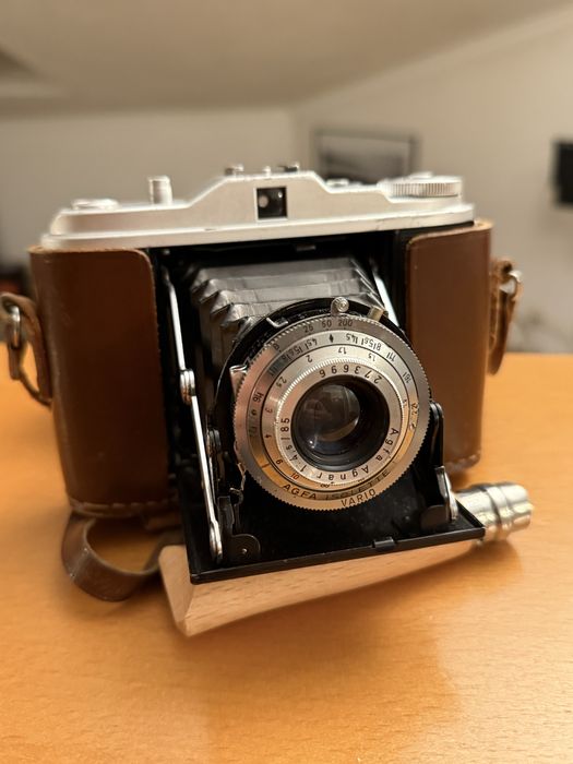 Agfa Isolette Vario - Analog Film Camera 120mm