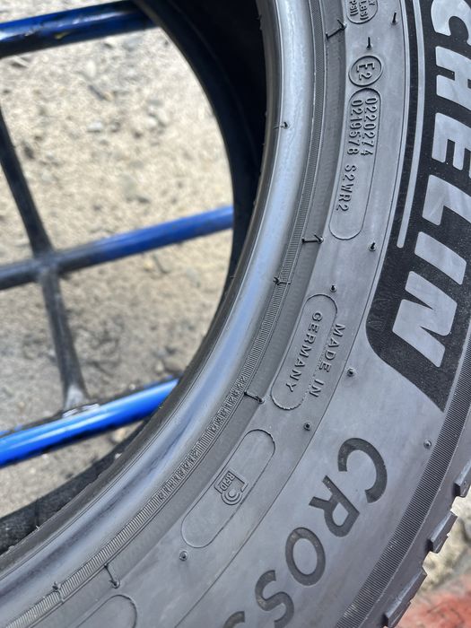 235/55/19 R19 Michelin CrossClimte2 всесезонні 4 шт ціна за 1 шт