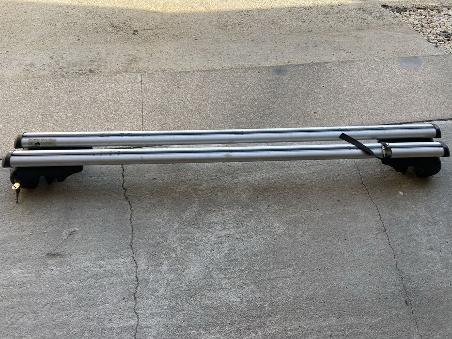 Suporte de bicicleta para tejadilho para tres bicicletas