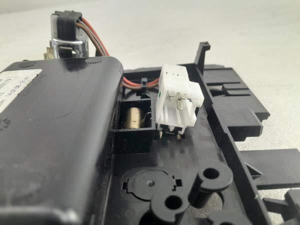 Cinzeiro MERCEDES-BENZ Classe C (W204)