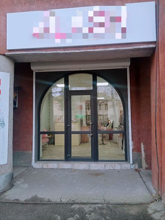 • Оренда фасадного приміщення, центральна частина міста