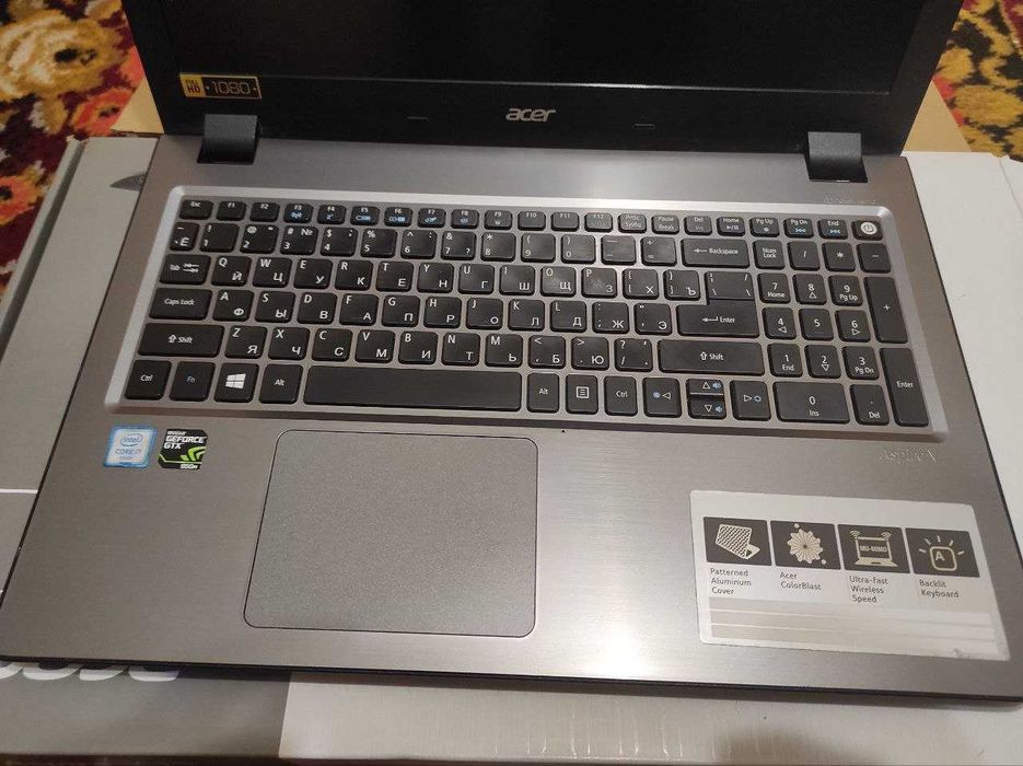 Ноутбук Acer Aspire V5-591G  i7-6700HQ/RAM 8 ГБ/HDD 1 ТБ/250 ГБ