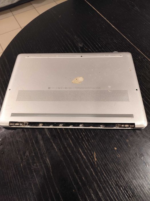 Laptop HP 15s-fq4005nw