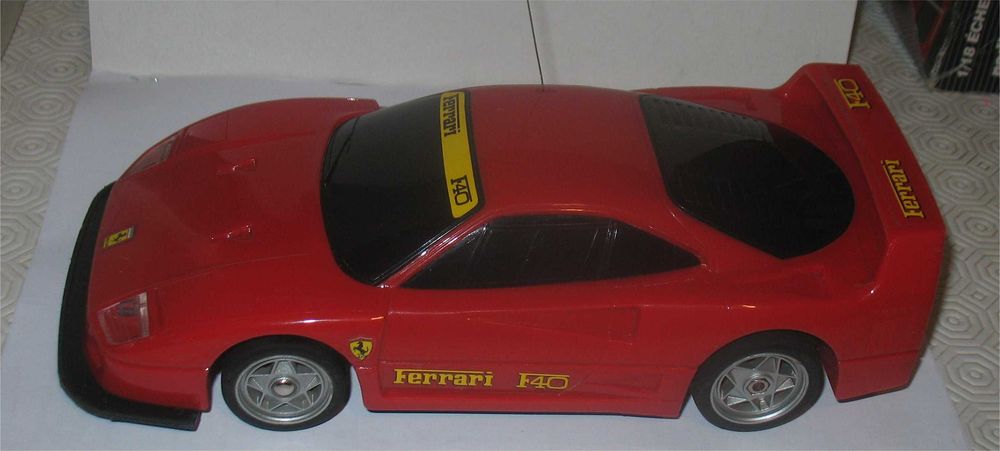 Nikko - Ferrari F40 (Vintage - 1/18)