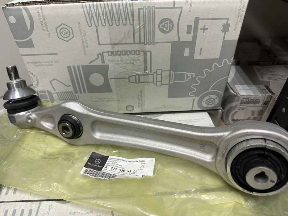 Рычаг подвески Передний Mercedes. A2223303307