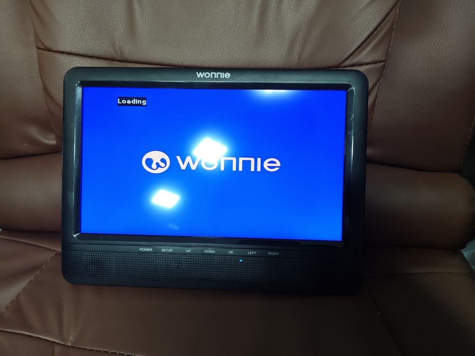 Новий портативний DVD-плеєр Wonnie 10.1" з акумулятором