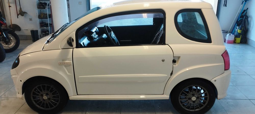 Microcar DUE 2011