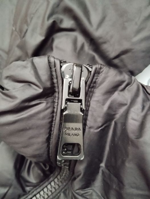 Пуховик Prada оригінал