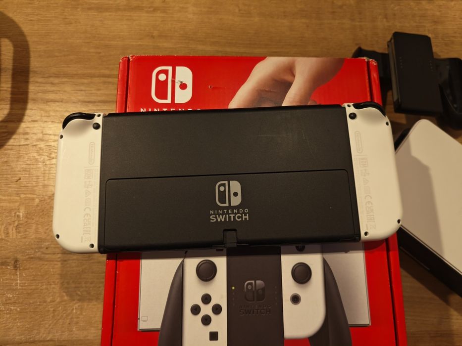 Konsola Nintendo Switch OLED przerobiona