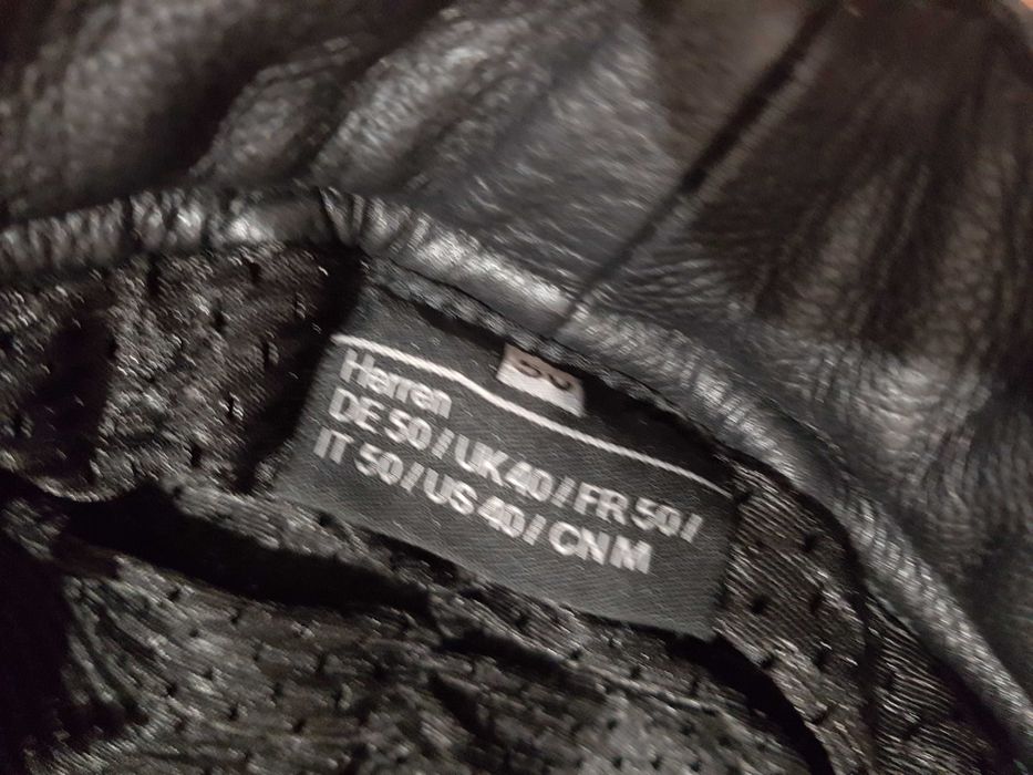 Байкерские штаны кожаные.