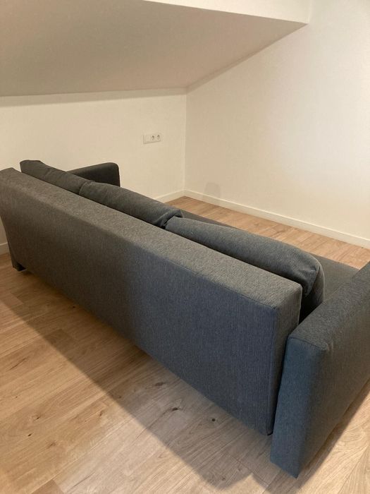 Sofá-cama IKEA FRIHETEN – 3 lugares – Skiftebo cinzento escuro