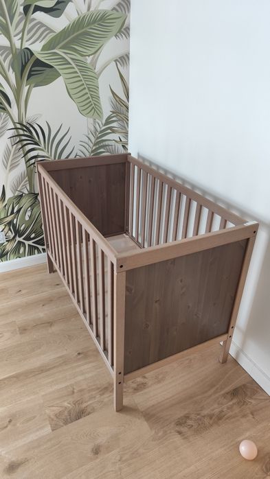 Meble dziecięce IKEA Sundvik - łóżeczko, szafa, komoda z przewijakiem