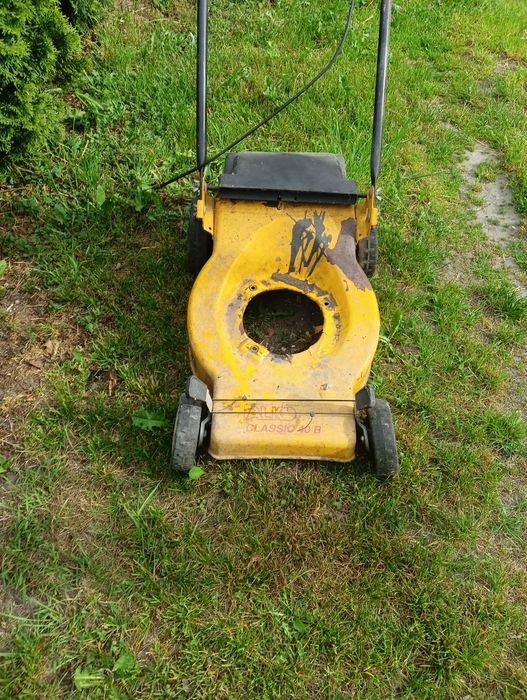 Laweta do kosiarki spalinowej wózek