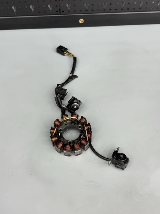 Stator Stojan Alternator Iskrownik HONDA CRF250 R 10-13