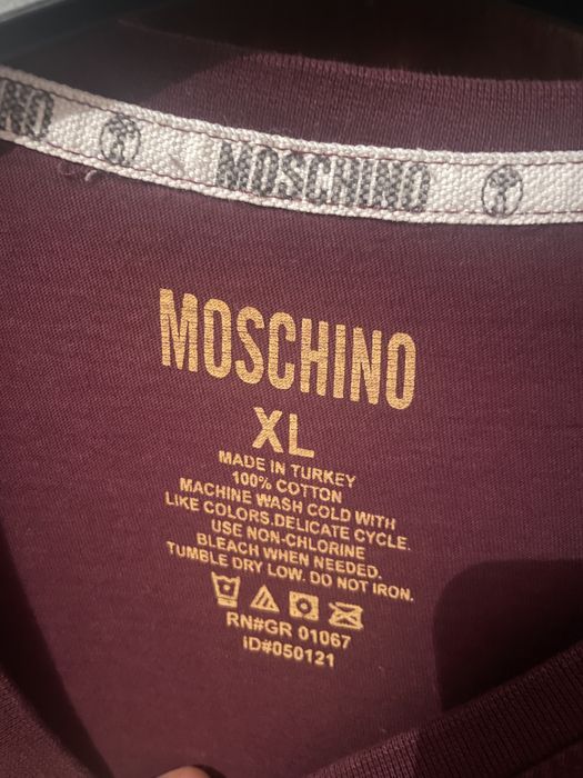 Tshit moschino nova
