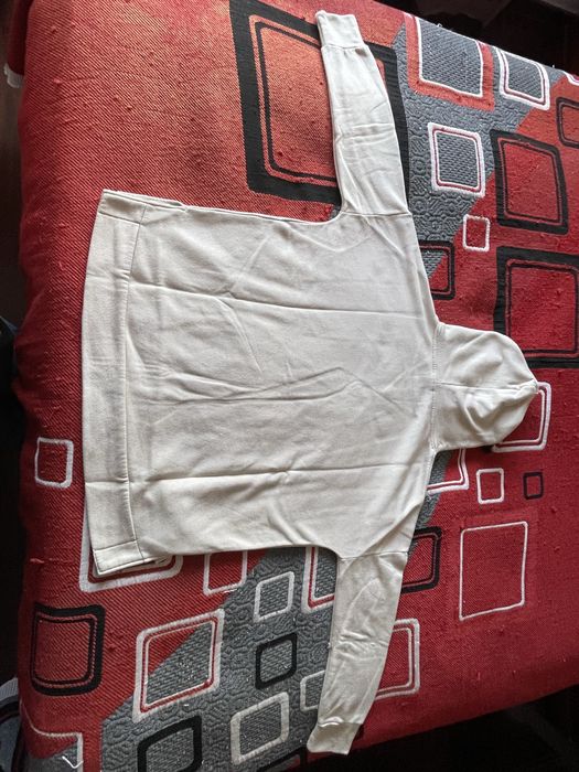 Sweatshirt com fitinhas