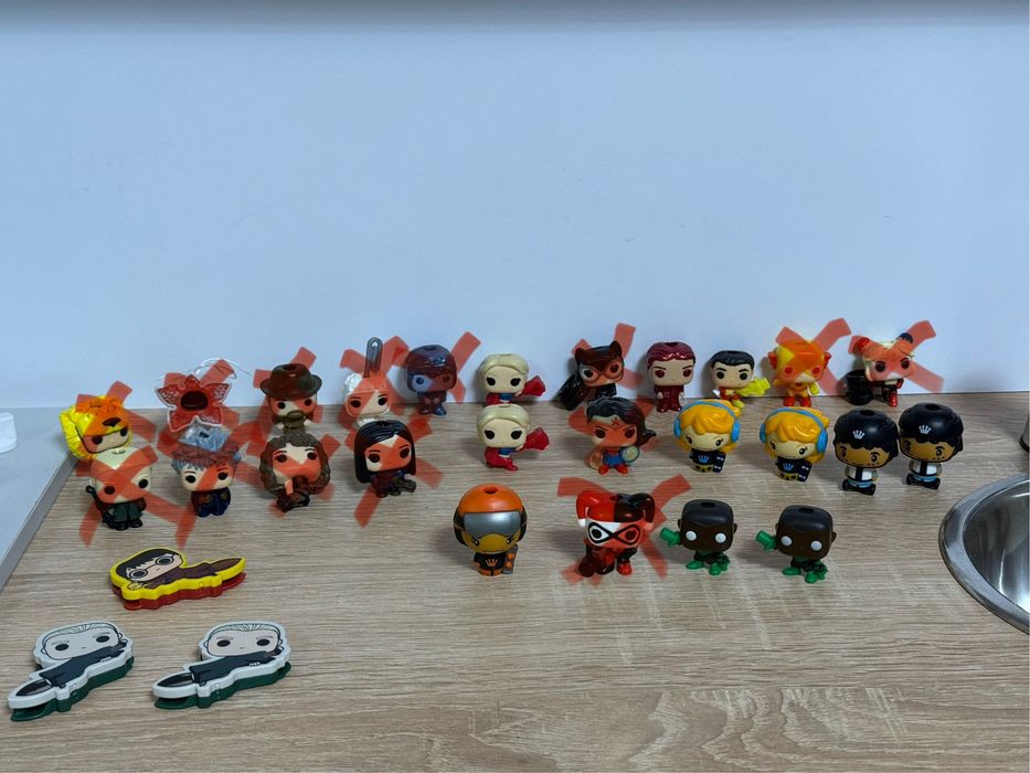 Разные игрушки из киндеров