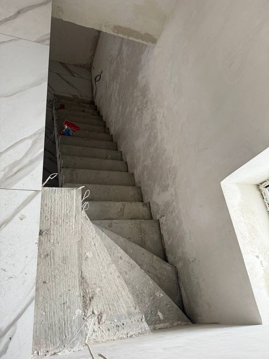 Нова пропозиція на ринку нерухомості. Двоповерховий будинок. Жихор-2.