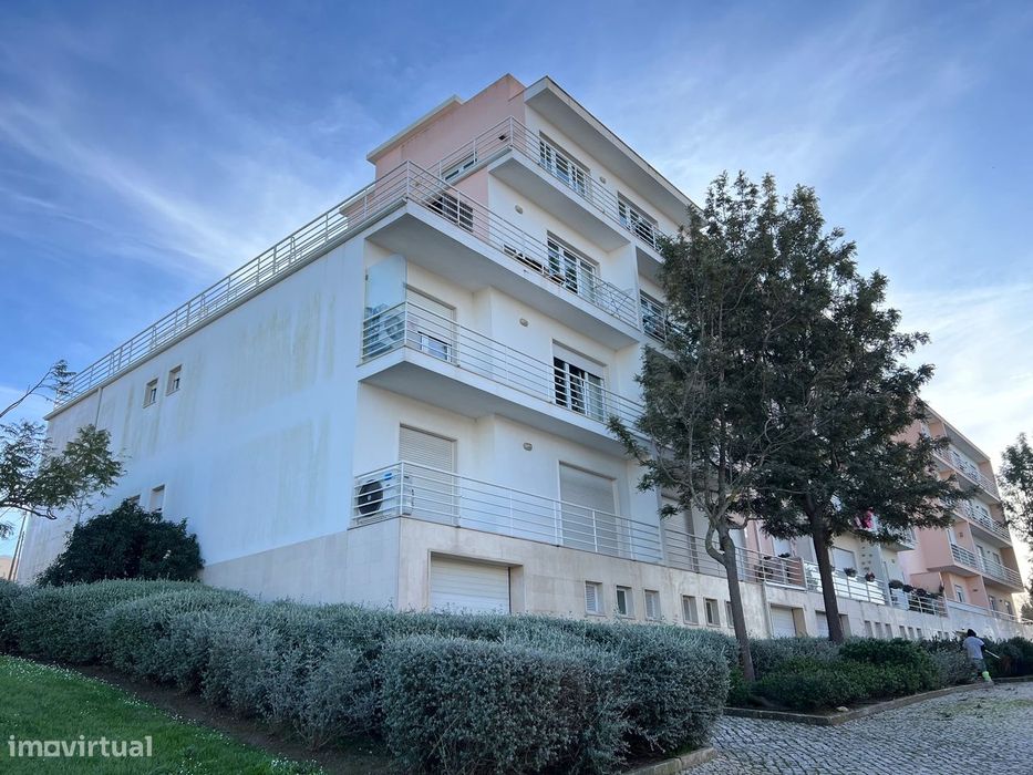 Excelente Apartamento T3 – Disponível a partir de 1 de Agosto