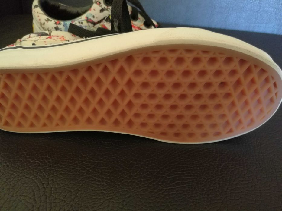 Ténis Vans estampados tamanho 36,5 ótimo estado