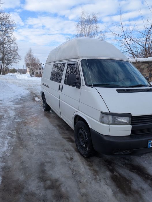 Продам Volkswagen T4 груз- пас  2.4D