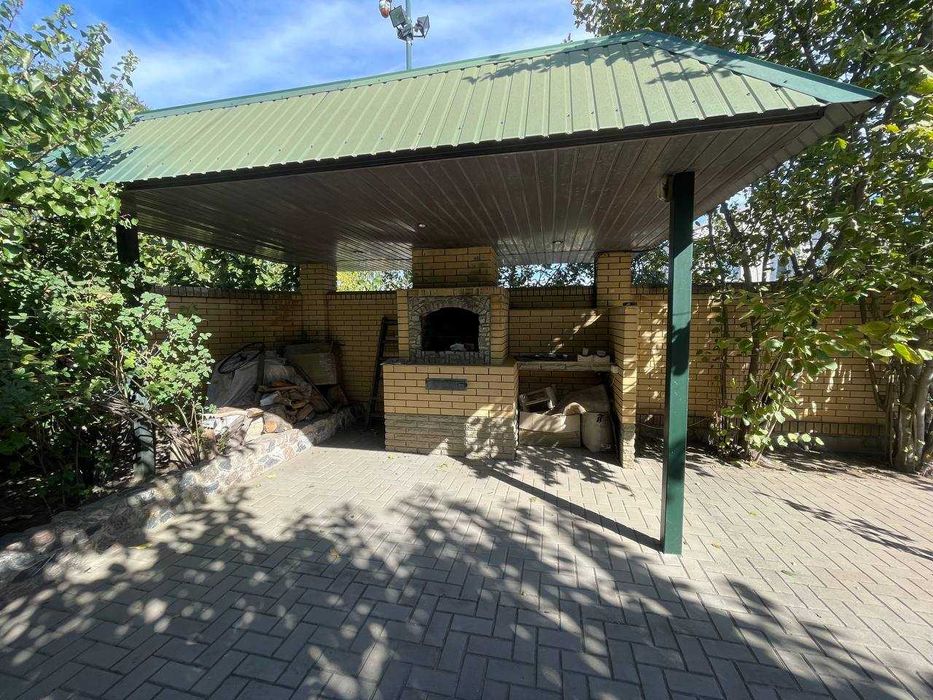 Продаж будинку в Космічному районі